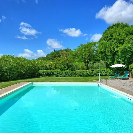 Montecchio Sleeps 6 With Pool Appartamento Cortona