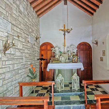 Appartamento Montecchio Sleeps 6 With Pool